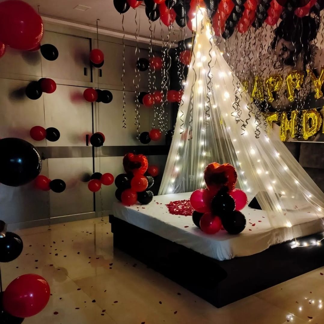 Balloon Room Decor with Bed Tent at Home In Hyderabad – Miraculous Memories