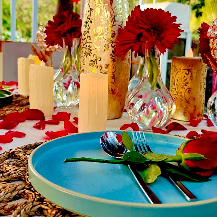 Best Places for Candle Light Dinner in Hyderabad for Valentine’s Day – Indulge in a dreamy, candlelit ambiance at top romantic locations like Jubilee Hills, Gachibowli & Begumpet.