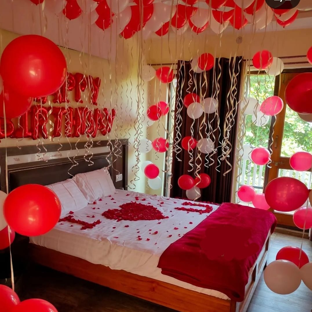 Balloon Room Decor at Home in Hyderabad for Birthday & Anniversary –  Miraculous Memories